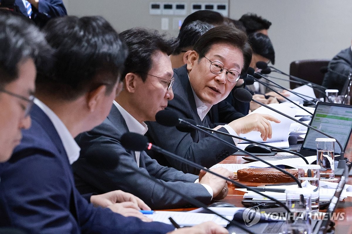 이재명 대통령, 국무회의 주재