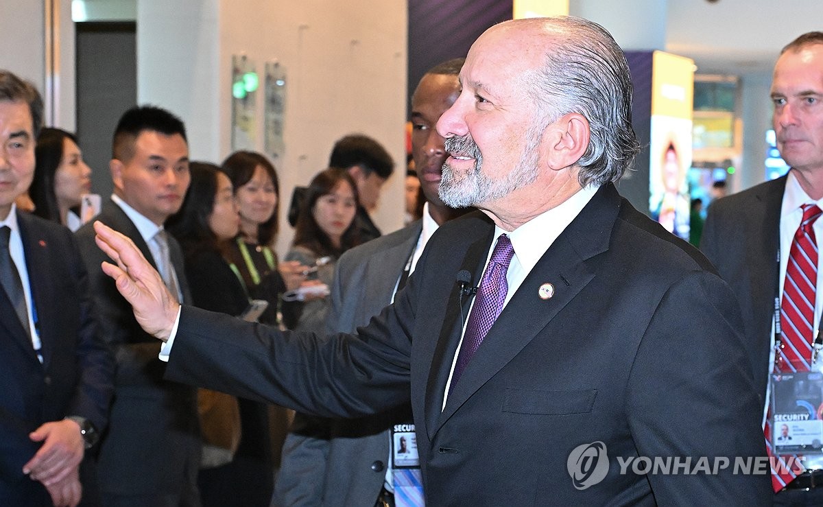 러트닉 장관, 한미 비즈니스 라운드 테이블 행사 참석