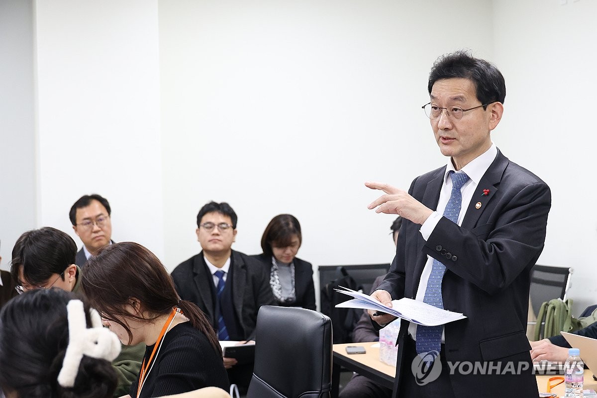 지난달 열린 공소청·중대범죄수사청법안 입법예고 기자간담회의 윤창렬 국무조정실장