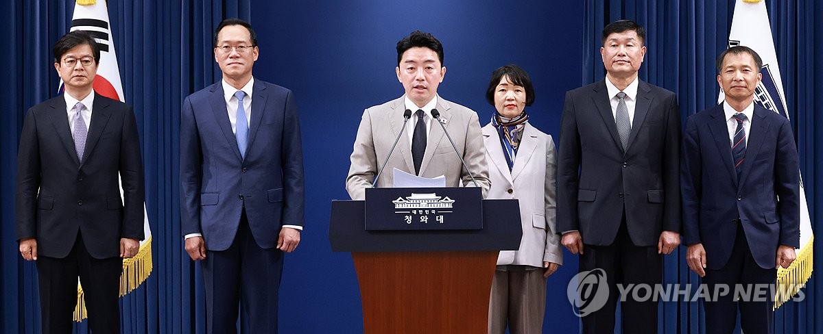 이재명 대통령, 신임 홍보수석 등 임명